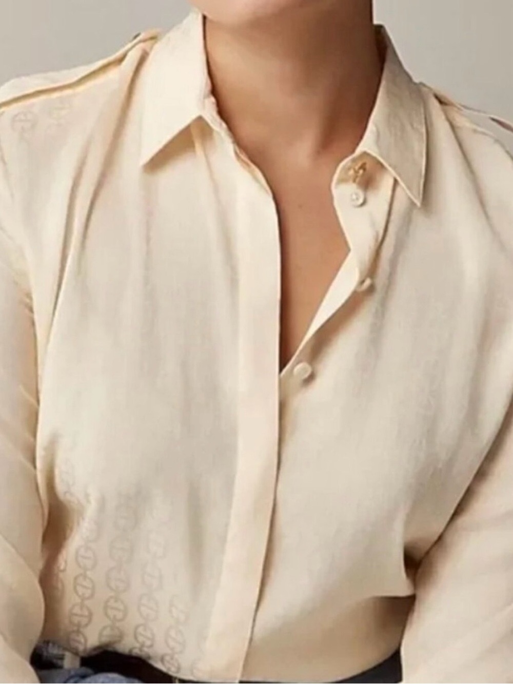 NOT JUST ANOTHER IVORY BLOUSE! J. Crew Cream Jacquard Print button-front blouse